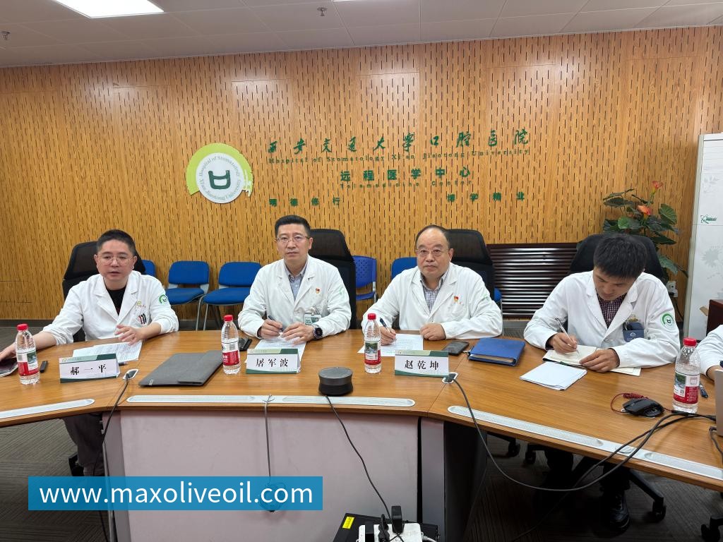 德泽尔比:我对丹索遭种族主义侮辱感到非常愤怒,他是个好人